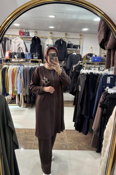 TAŞ İŞLEMELİ BÜYÜK BEDEN PANTOLONLU TAKIM Kahverengi