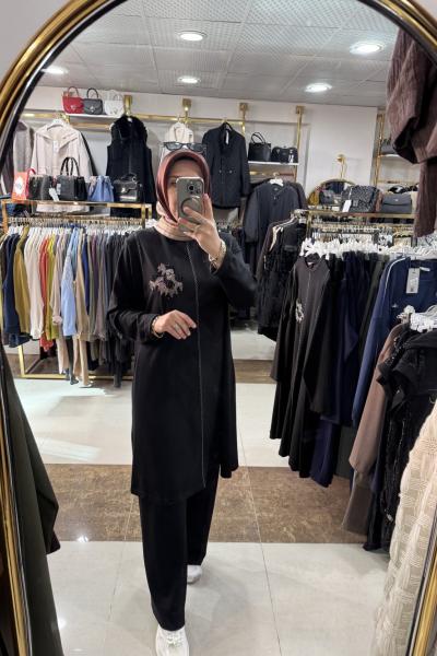 TAŞ İŞLEMELİ BÜYÜK BEDEN PANTOLONLU TAKIM Siyah