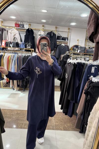 TAŞ İŞLEMELİ BÜYÜK BEDEN PANTOLONLU TAKIM Lacivert