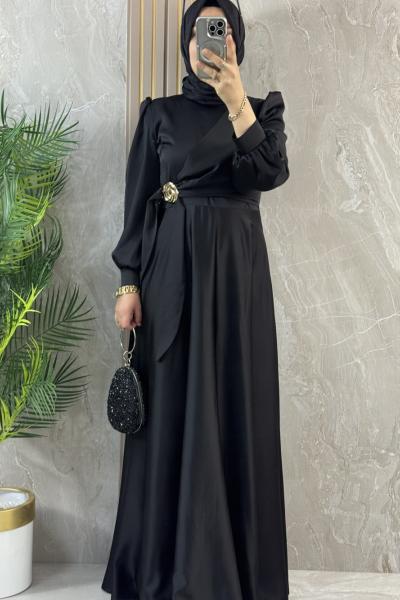 SATEN BROŞ DETAYLI ELBİSE  Siyah