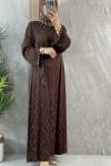 YAKASI TAŞLI GENİŞ KOL KESİM ELBİSE  Kahverengi