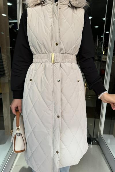 KAPŞONU KÜRKLÜ KALIN YELEK Bej