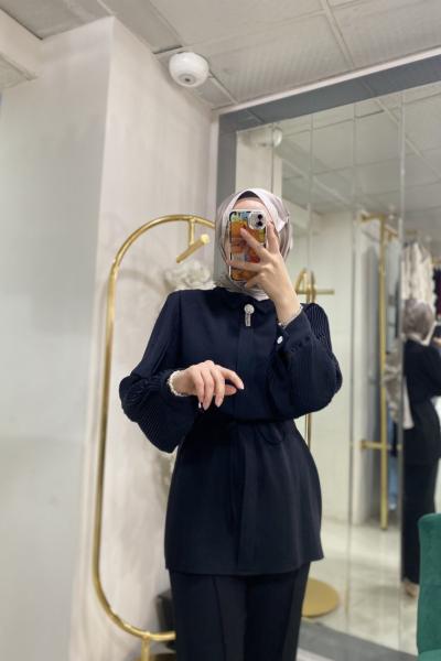 KOLLARI PİLİSELİ TAKIM Siyah